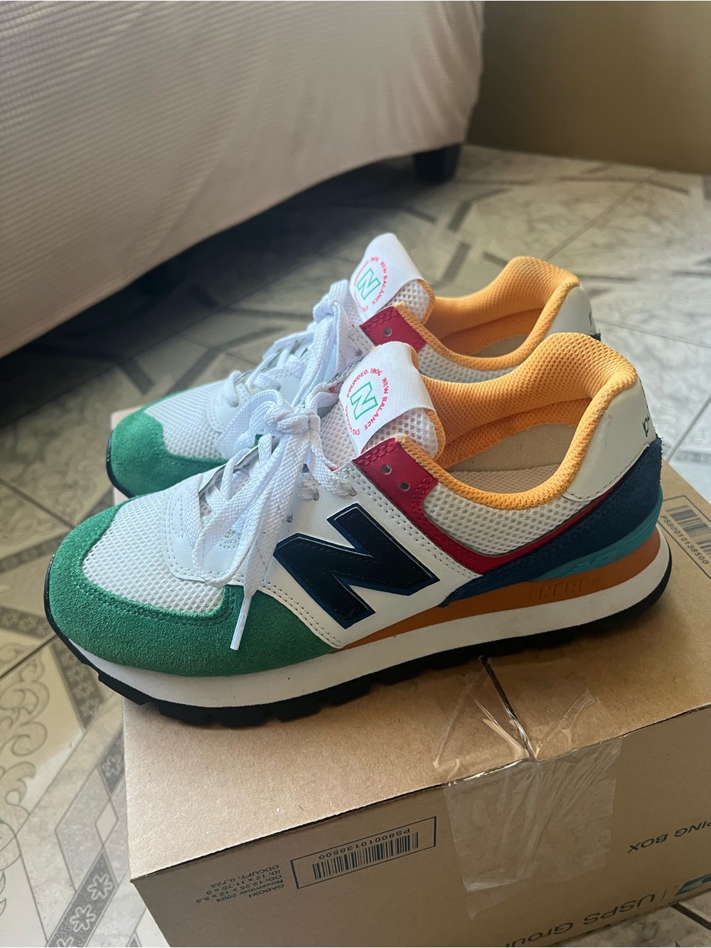 New Balance for men 6/5 orwom 8Multicolor Sneaker - Green/Blue/Orange/White - Picture 3 of 10